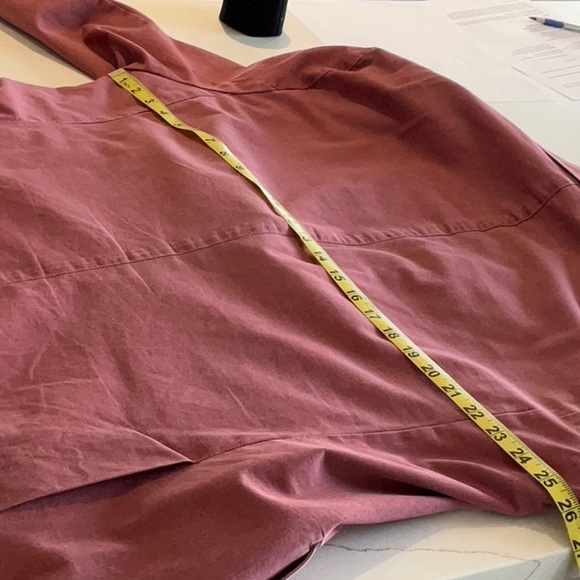 Men’s casual sports jacket. Brand is Pierre Cardin. Size 44S
label says GR 28 - Picture 9 of 9